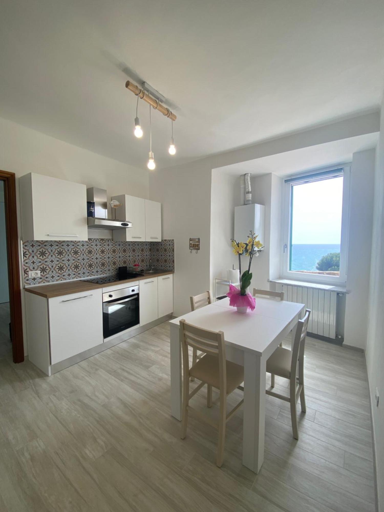 Casa Vacanze Merletto Imperia Εξωτερικό φωτογραφία